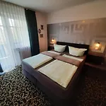 Katharina Kleine Hotel