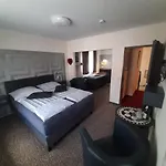 Katharina Kleine Hotel