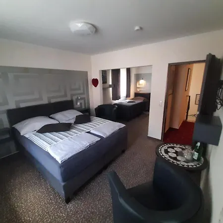 Katharina Kleine Hotel