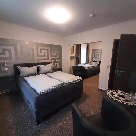 Katharina Kleine Hotel