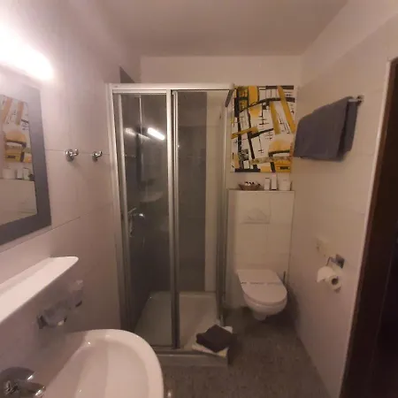 Katharina Kleine Hotel *